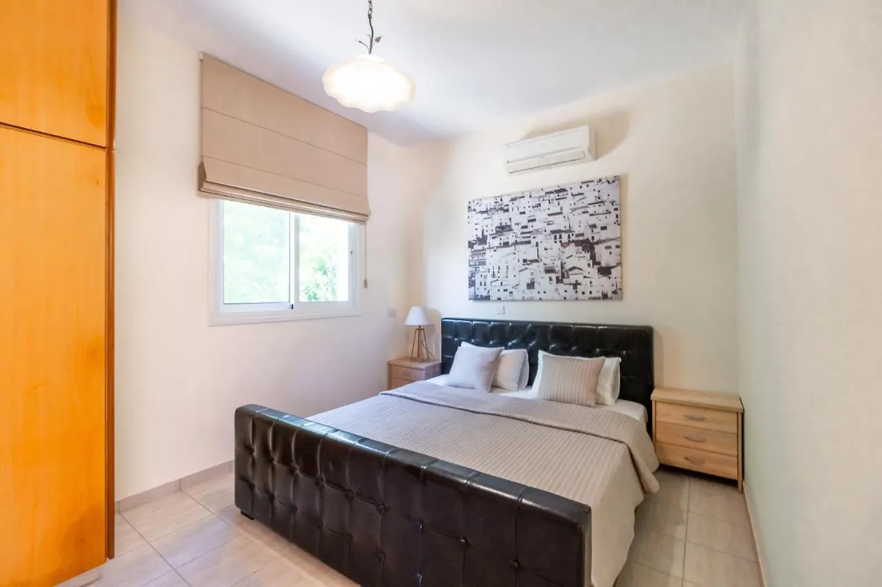 Villa Amelia By Ezoria Villas Perivolia