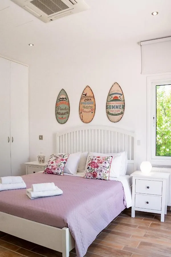 Villa Amelia By Ezoria Villas Perivolia