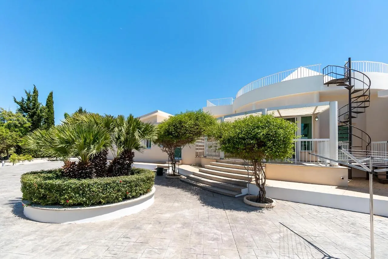 Villa Amelia By Ezoria Villas Perivolia 0*,  Cyprus